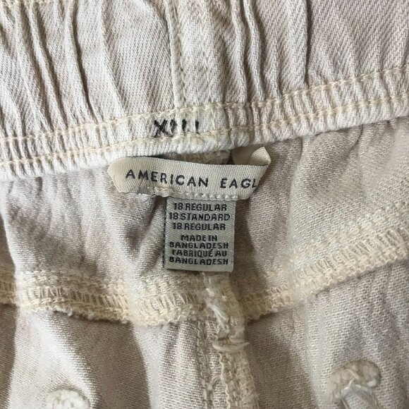AMERICAN EAGLE - WOMEN'S 18 - BEIGE DRAWSTRING BUTTON WAIST  JOGGER PANTS - Picture 3 of 4